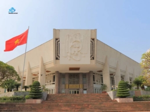 Discovering history and culture at the Ho Chi Minh museum