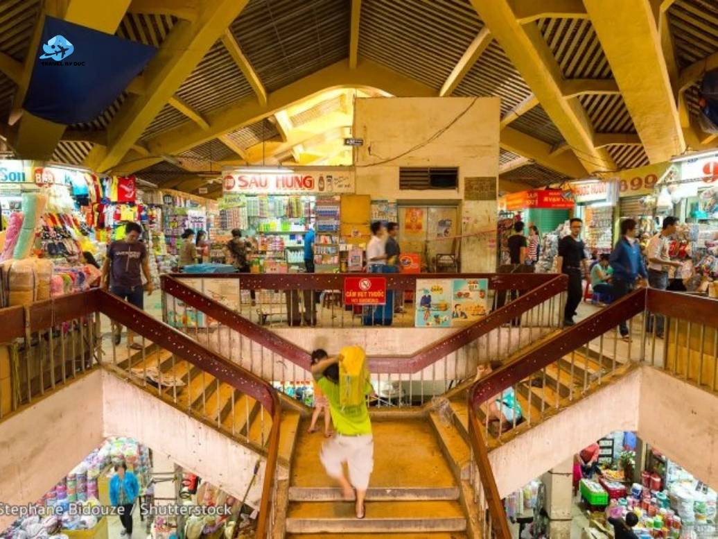 Cheap shopping in Ho Chi Minh: my personal tips and favorite markets Binh Tay Market – the wholesale heaven