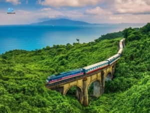 Why trains from Ho Chi Minh to Da Nang feel like a natural pause inside long distance travel in Vietnam