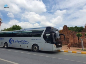 Why choosing a bus from HCMC to Phnom Penh naturally creates space for reflection during travel