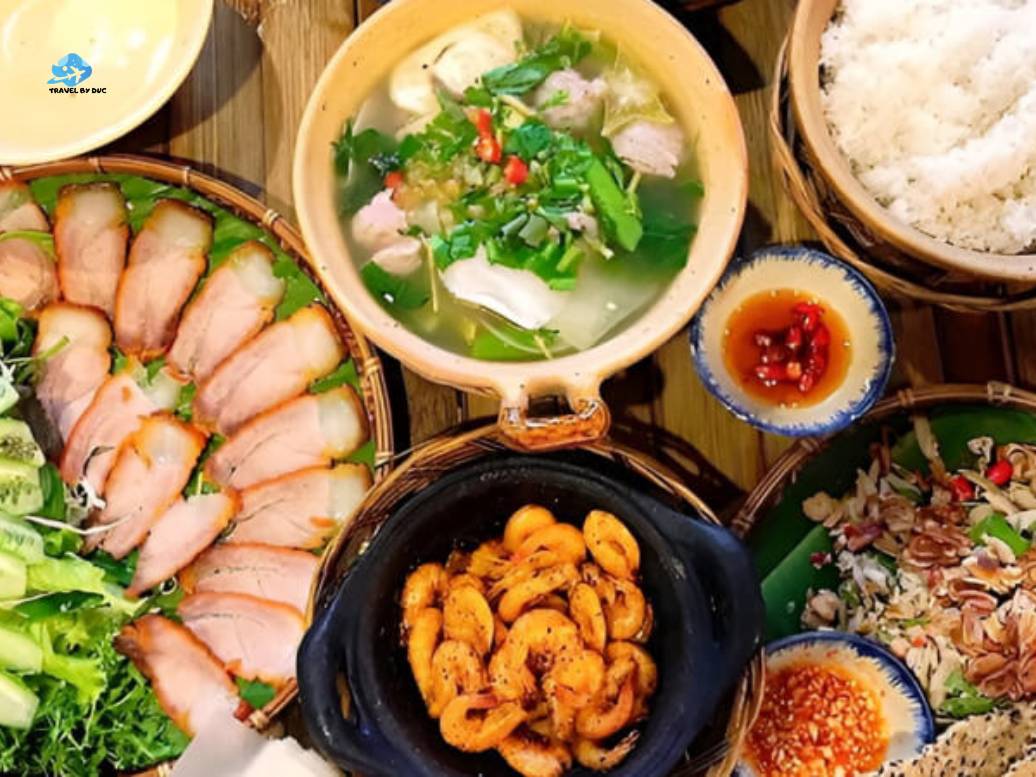 Com nieu Saigon restaurant and the nostalgic taste of Vietnamese home kitchens Cơm quê Mười Khó and the countryside spirit of Vietnamese cooking