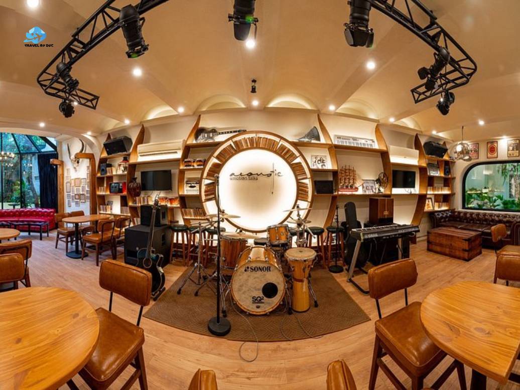 Acoustic bar HCMC beyond expectations and intimate experiences Acoustic bar lullaby and a soft and emotional atmosphere