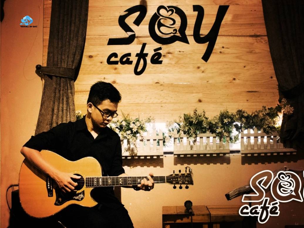 Acoustic bar HCMC beyond expectations and intimate experiences Say acoustic and a balance between intimacy and live energy