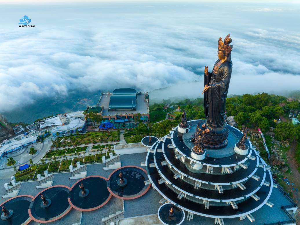 Discovering the peaceful beauty of Sun World Ba Den mountain What surprised me most about the peaceful and emotional experience at Sun World Ba Den mountain
