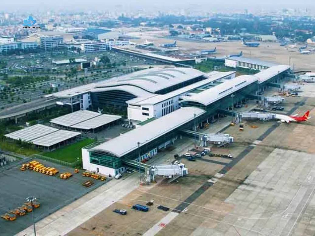 Tips for choosing transport from Ho Chi Minh city airport to city center Avoiding confusion and common mistakes when going from Ho Chi Minh city airport to city by choosing transport carefully and staying aware of your surroundings