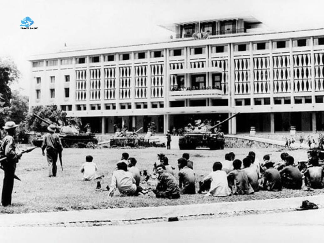 Discovering the history inside Reunification Palace Ho Chi Minh City Discovering the history inside Reunification Palace Ho Chi Minh City