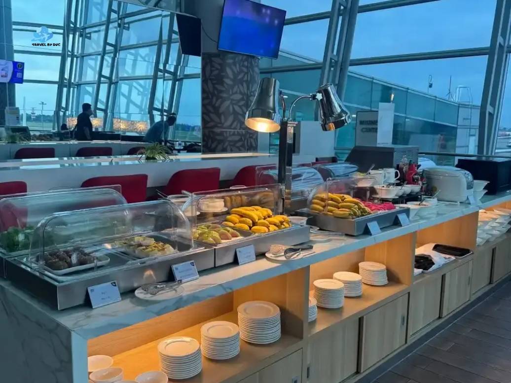Exploring food Ho Chi Minh airport between flights What I discovered while exploring food Ho Chi Minh airport before my international flight
