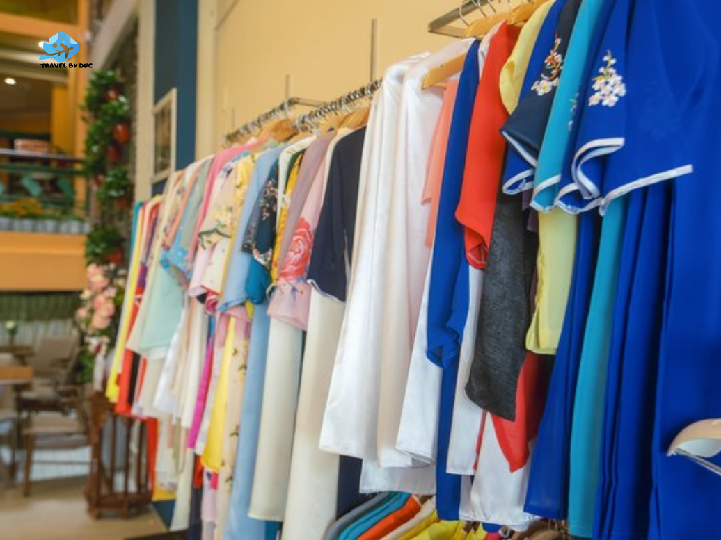What cheap clothes Ho Chi Minh are worth buying for travelers Cheap clothes I found worth bringing home as practical souvenirs from Ho Chi Minh City